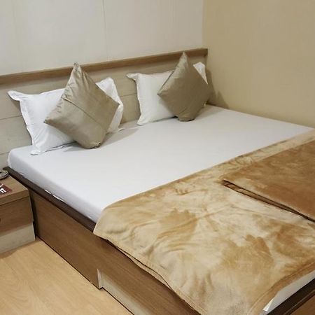 Hotel Oasis Bombay Eksteriør billede