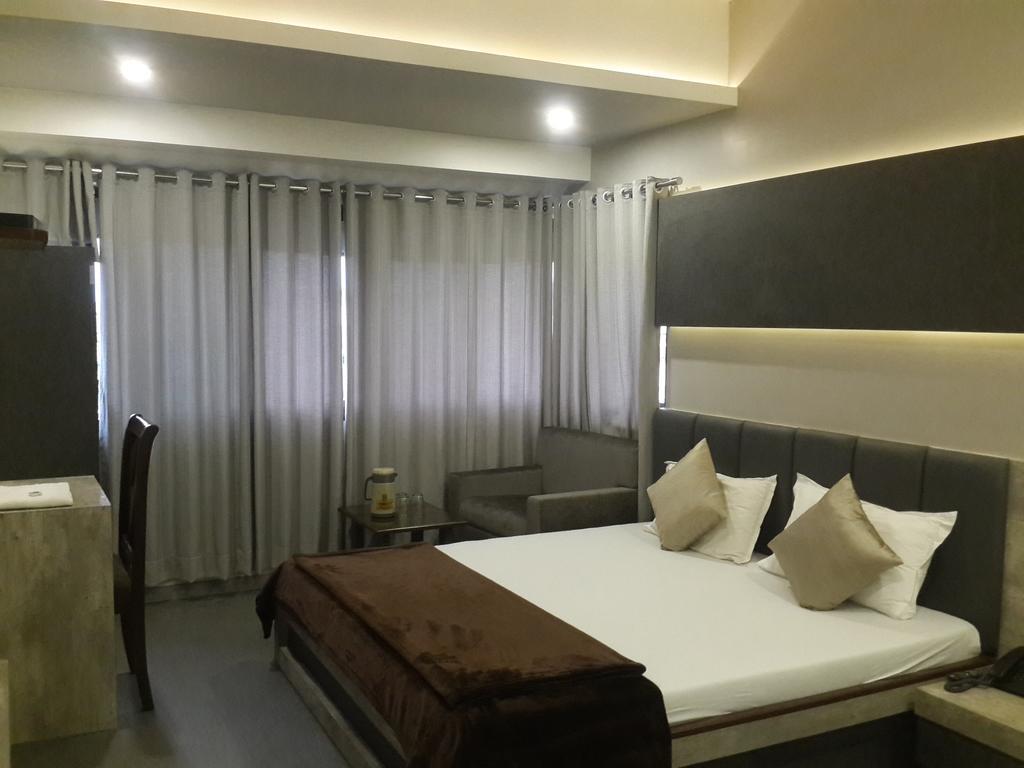Hotel Oasis Bombay Eksteriør billede