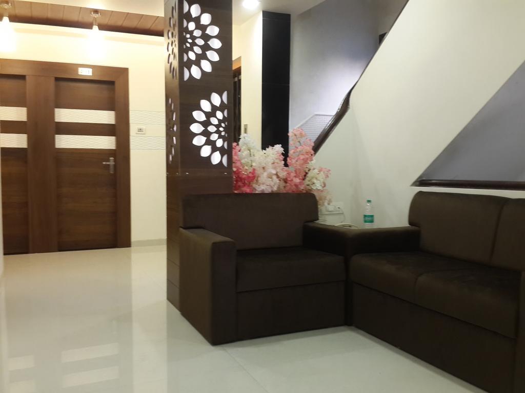 Hotel Oasis Bombay Eksteriør billede