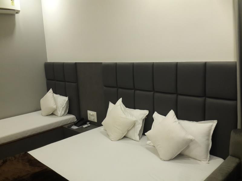 Hotel Oasis Bombay Eksteriør billede